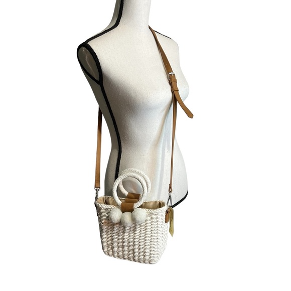 NWT Collection Eighteen 18 Adorable Pom Pom Crossbody Shoulder or Bucket Purse - Picture 2 of 6